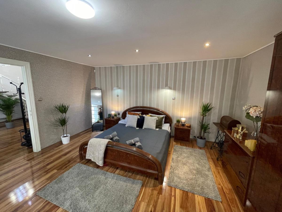Vintage Home In The Heart Of The City Βουδαπέστη Εξωτερικό φωτογραφία